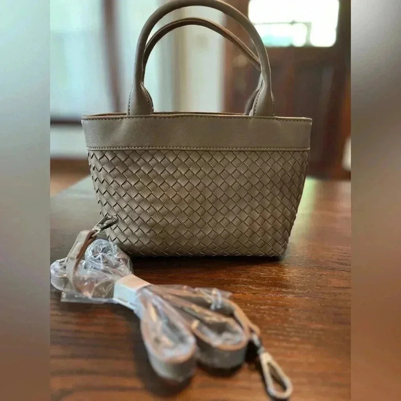 Woven crossbody/handbag, stone color vegan leather, adjustable strap, NWT - Picture 3 of 5
